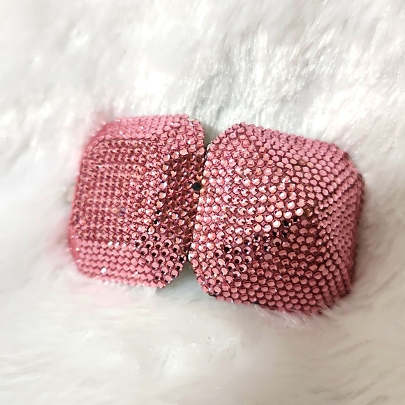 Judith Leiber Pill Keeper - Picture 5 of 8